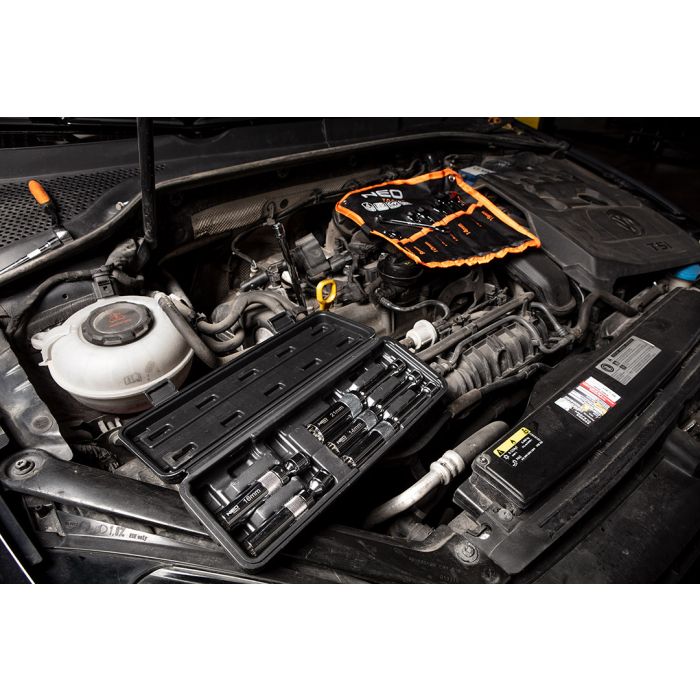 Zestaw nasadek na przegubach, do świec zapłonowych 6 szt. 08-095