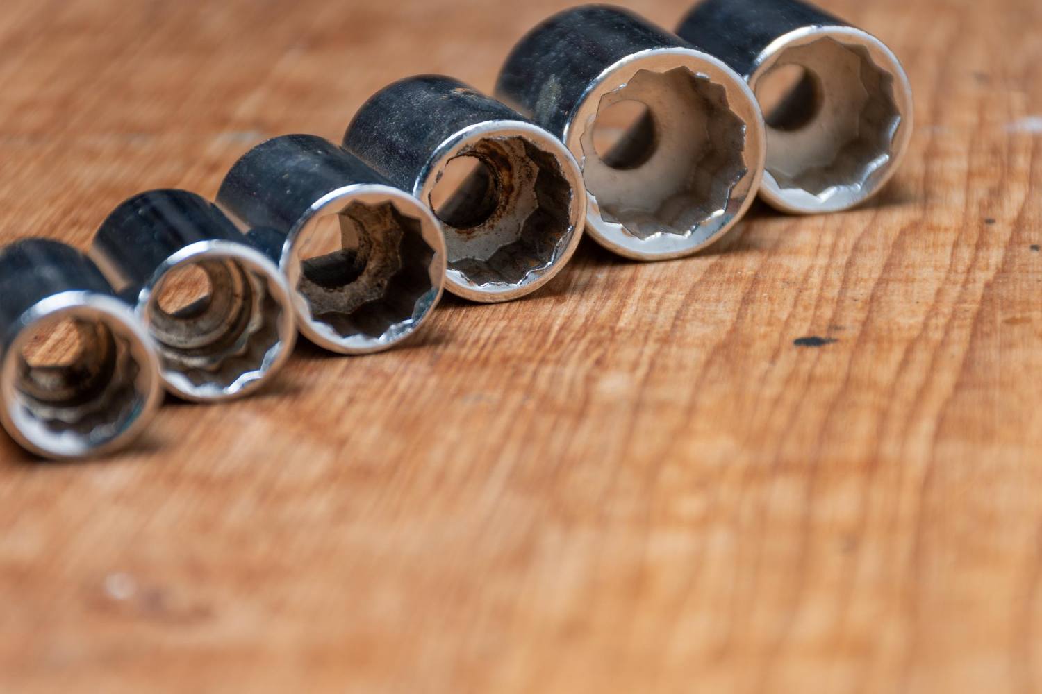 Nasadki udarowe vs standardowe: kiedy CrMo ma sens, a kiedy wystarczy CrV?