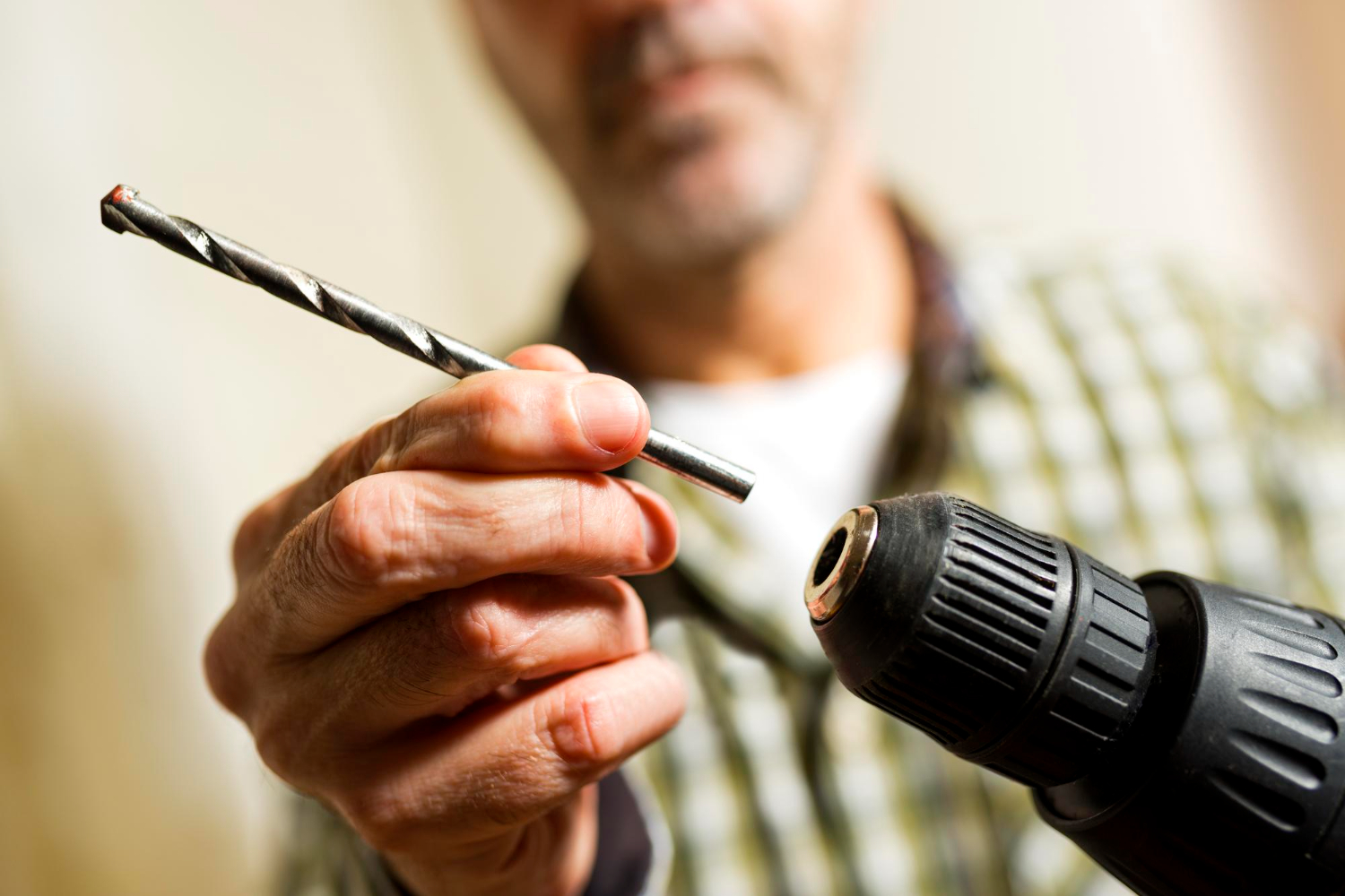 Jak naostrzyć wiertło - praktyczne porady