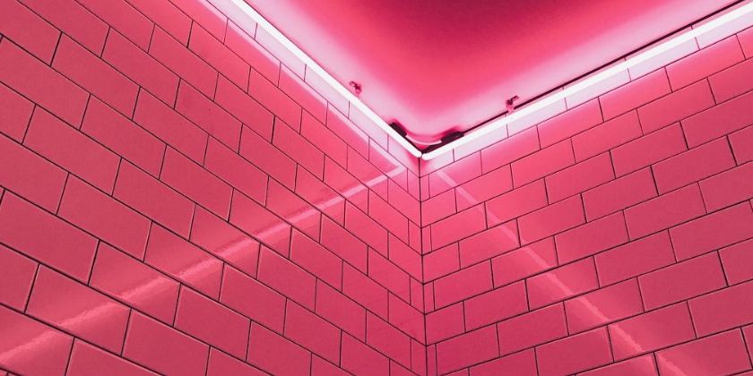 Malowanie płytek - jak przeprowadzić szybką metamorfozę wnętrza?