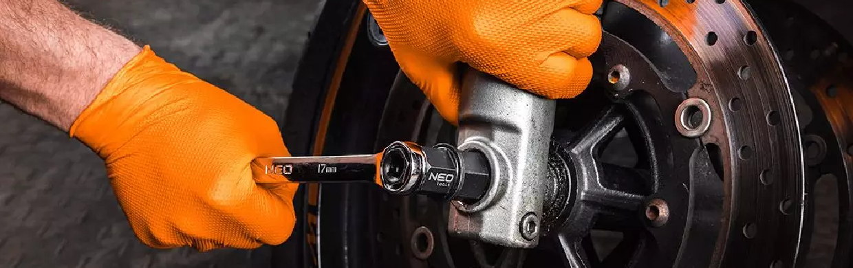 Wybór najlepszego zestawu narzędzi do Twojego motocykla – kompletny przewodnik