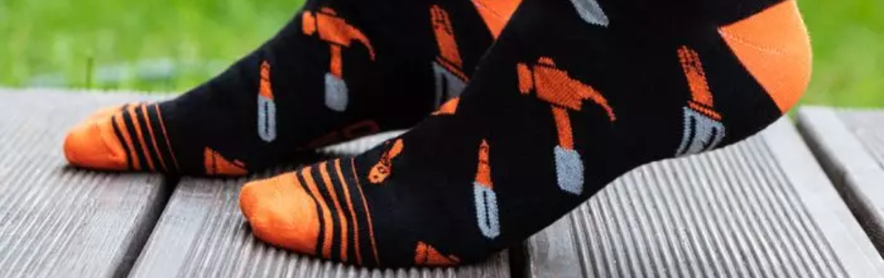 Jakie skarpety robocze wybrać, aby zapewnić sobie komfort pracy?