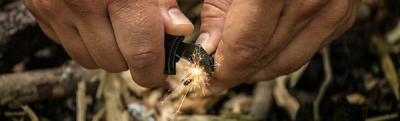 Co powinien zawierać zestaw survivalowy? Poradnik